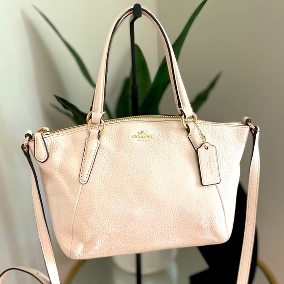 Coach Handbags - Coach Ivory Mini Kelsey Crossbody